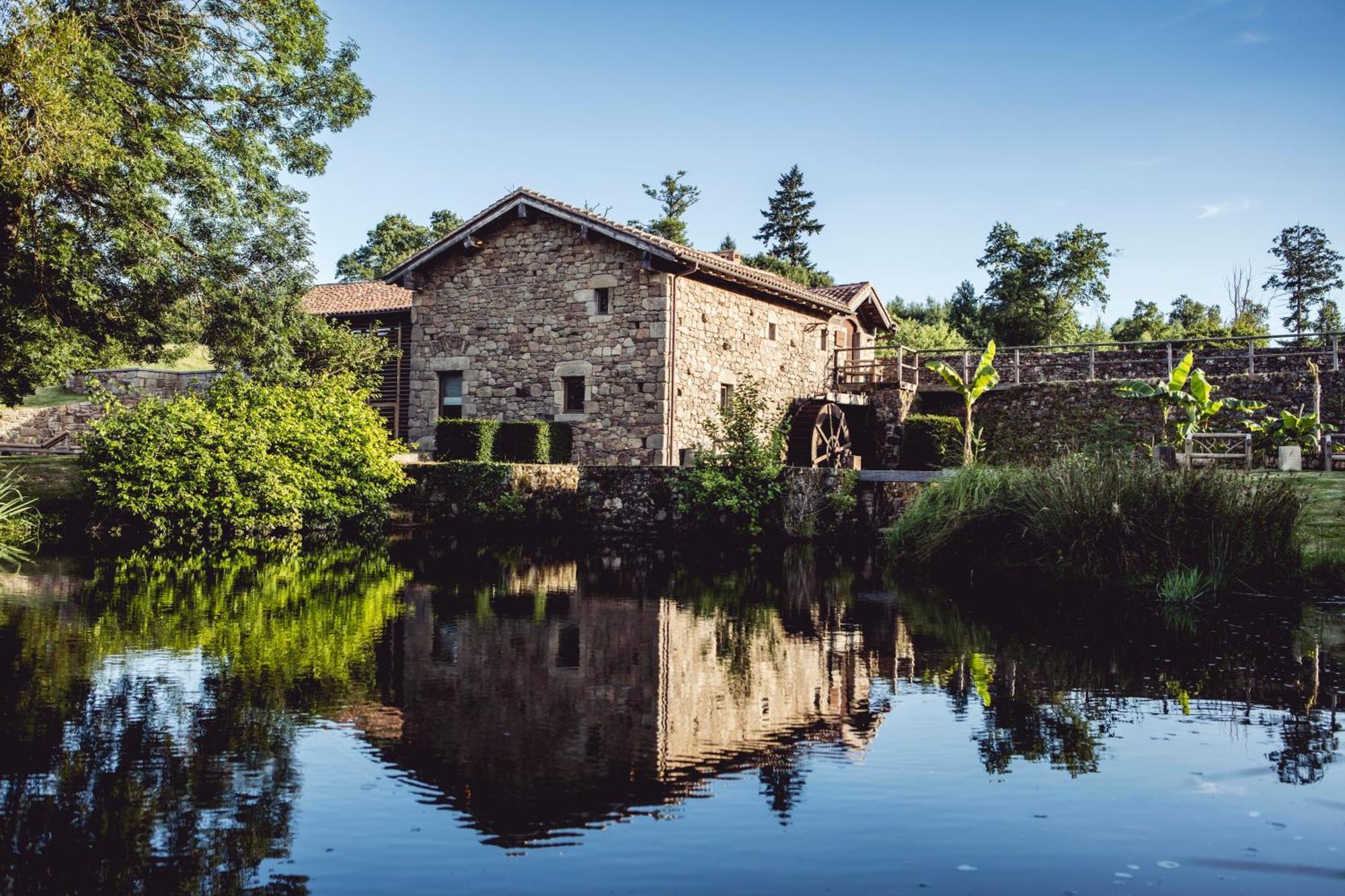 Hotel Domaine Des Etangs, Auberge Resorts Collection Massignac Exterior photo